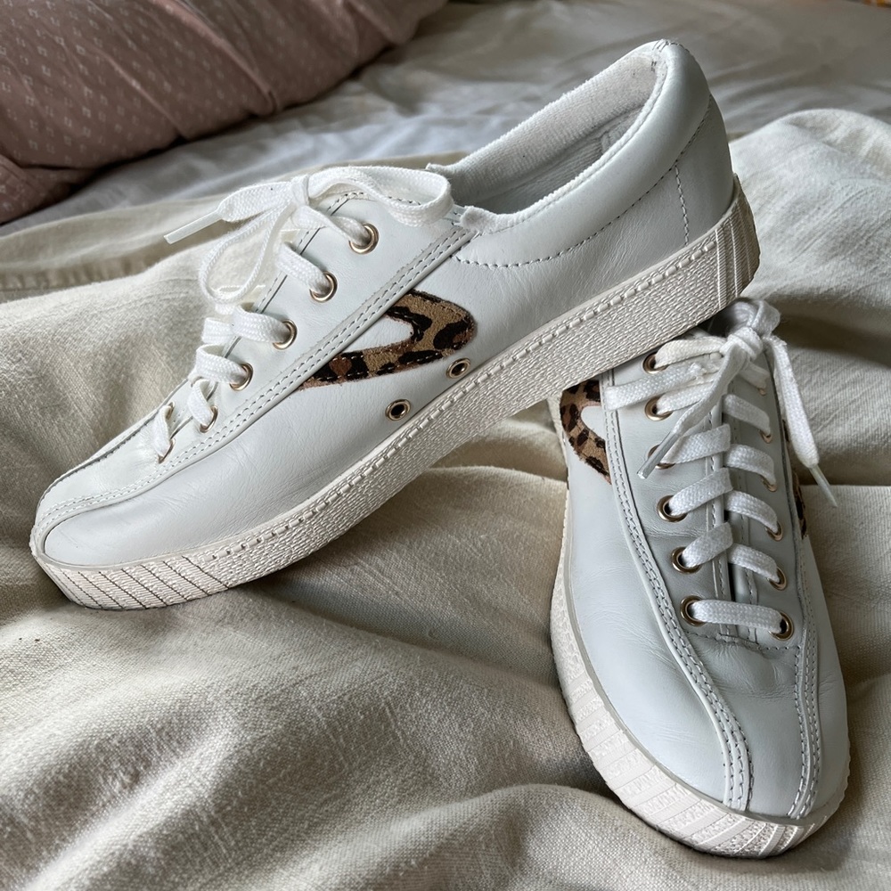 Tretorn Nyliteplus Leather Leopard Print Accent Sneakers